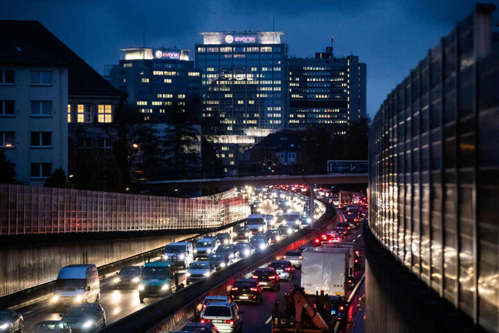 Die Autobahn 40 gehört zu den am stärksten befahrenen Autobahnen des Landes.