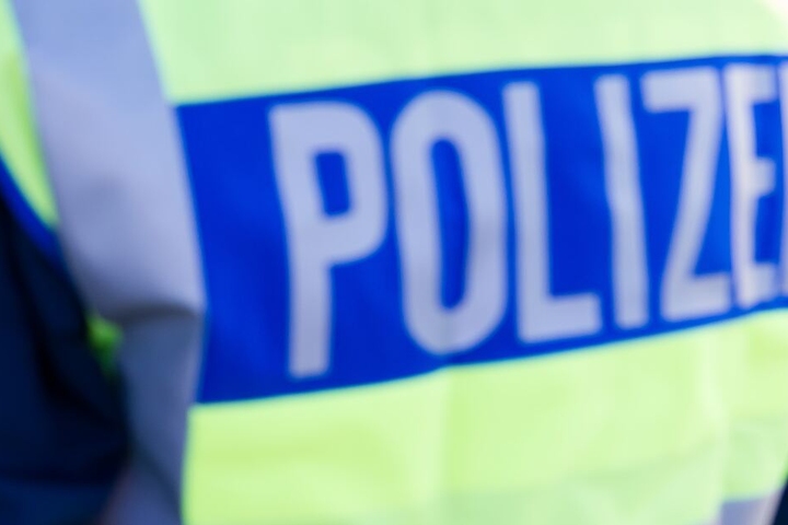 Die Polizei ermittelt den Unfallhergang. (Symbolbild)