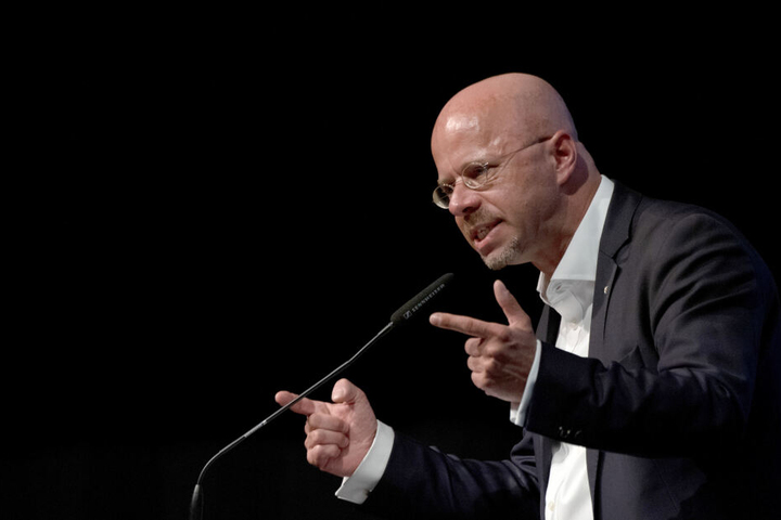 Andreas Kalbitz hatte Königer am Donnerstag bei seiner Rede in einer Debatte um die Verschärfung des Waffenrechts mehrfach als "Dead Man Walking" bezeichnet.