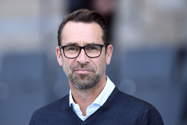 Herthas Manager Michael Preetz ist auch bereit, über ein mögliches neues Stadion in Tegel zu diskutieren.