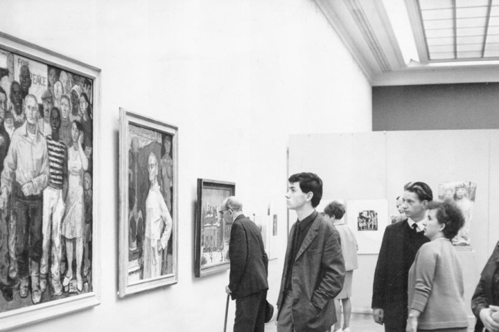 DDR-Kunst (hier im Albertinum 1967) lagert mittlerweile mehrheitlich im Depot. Museumsbesuchern fehlt sie.