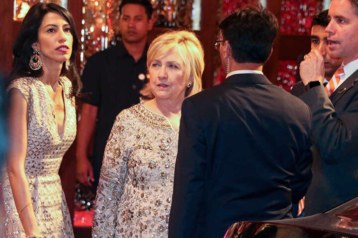 Unter den Hochzeitsgästen war auch Hillary Clinton (71).