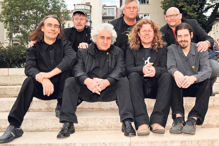 Die Band 2009 beim Fotoshooting. Zwei Jahre später zog sich Norbert Jäger
(2.v.l.) endgültig zurück.