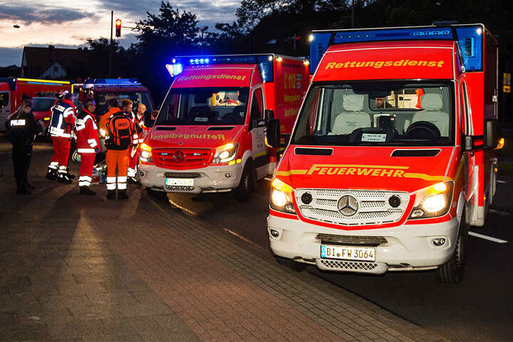 Die sechs Mitfahrer wurden verletzt. Der Fahrer blieb unverletzt.