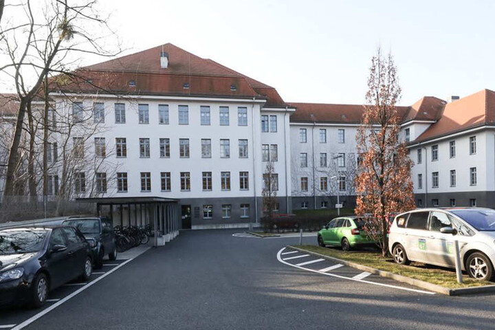 Das Verwaltungsgericht auf der Hans-Oster-Straße.