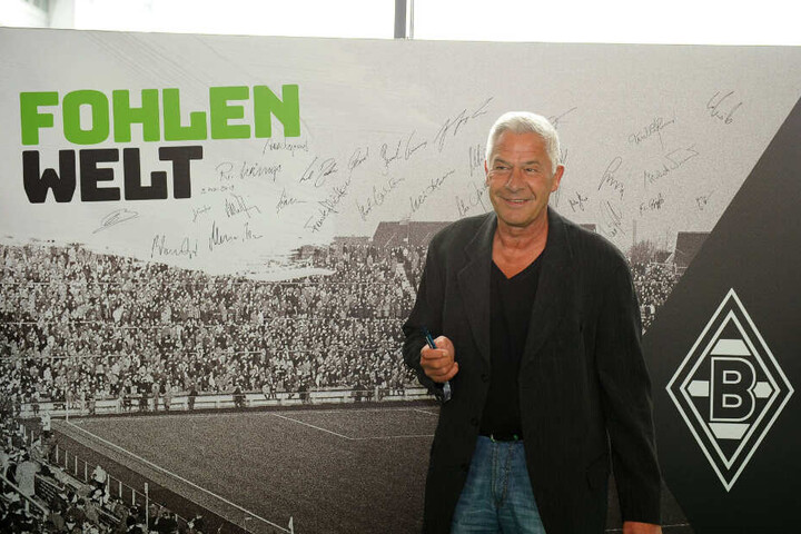 Hans-Jörg Criens schoss viele Tore als Einwechselspieler und war daher einer der Fußballer, der den Begriff des "Jokers" entscheidend mitprägte. Hier steht er 2019 im Fußballmuseum.