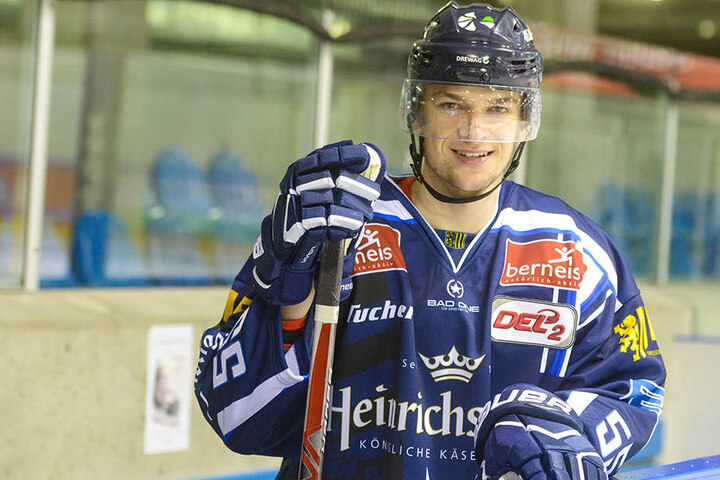 Christoph Körner trainierte gestern das erste Mal mit den Eislöwen. Er wird die Nr. 13 künftig tragen.