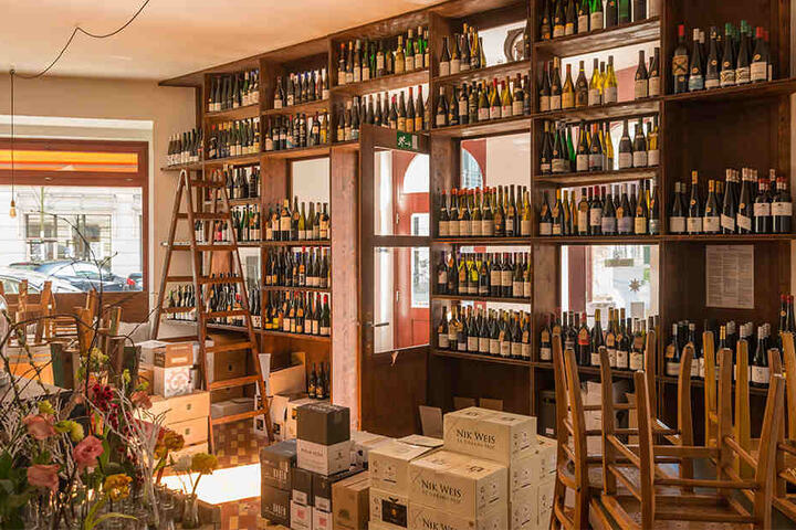 Es gibt natürlich neben den Edel-Burgundern noch jede Menge anderer guter Tropfen in der "Weinzentrale".