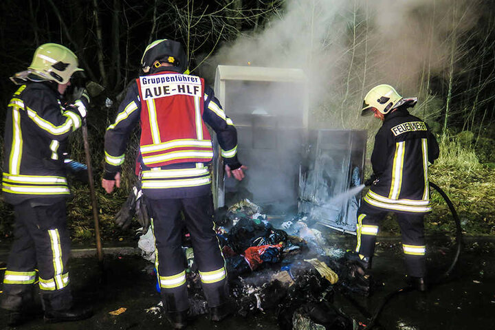 In Aue mussten die Einsatzkräfte zu einem Containerbrand ausrücken.