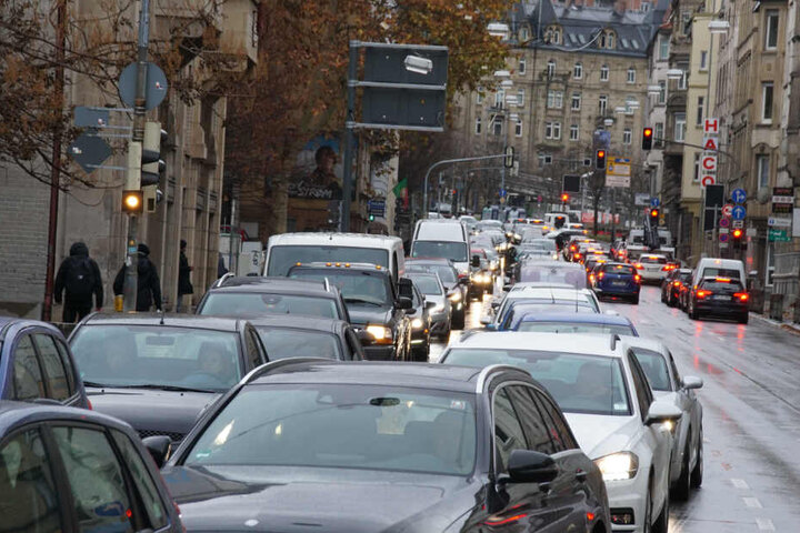Verkehr in Stuttgart.