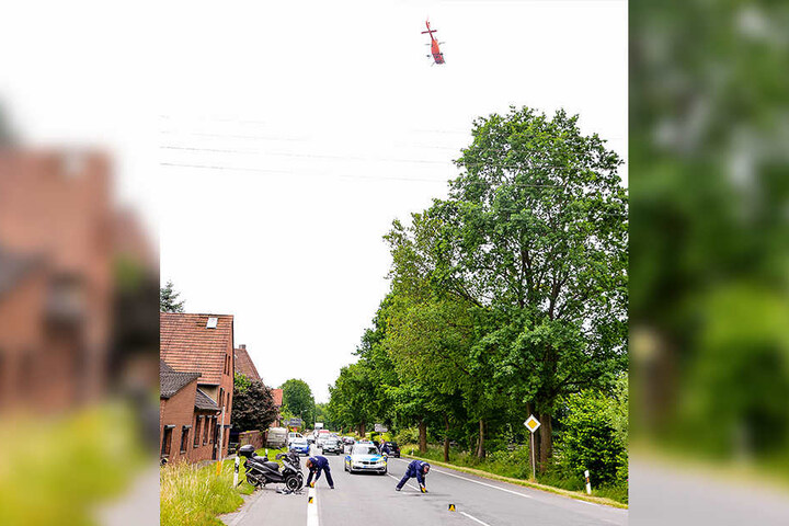 Ein Rettungshubschrauber musste den Verletzten ins Krankenhaus fliegen.
