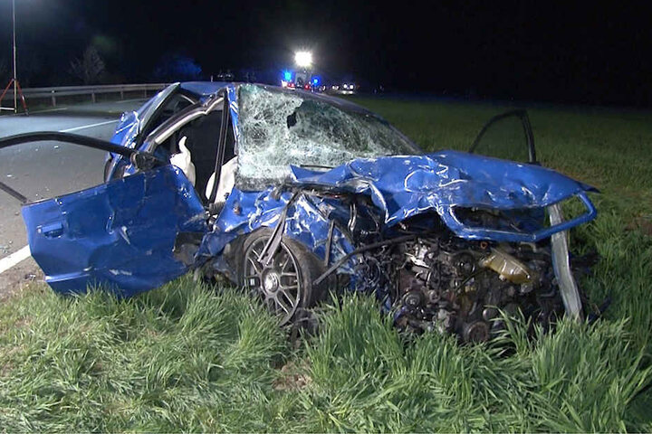 Der 24-jährige Audi-Fahrer wurde schwer verletzt in ein Krankenhaus geflogen.