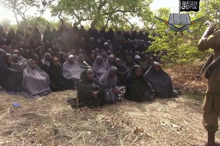 Ein Ausschnitt aus einem Video, das von den islamistischen Kämpfern verbreitet wurde. Instgesamt 276 Mädchen wurden verschleppt.