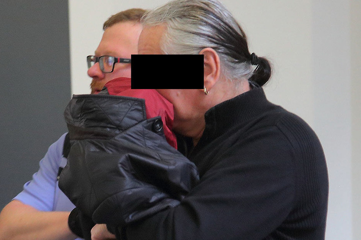 Frank S. (62) musste sich am Dienstag zum ersten Mal vor Gericht verantworten.