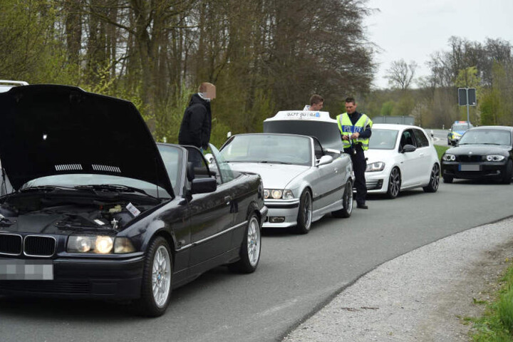 Eine Menge Autos wurden kontrolliert. In Paderborn fand das Treffen außerhalb der Stadt statt.