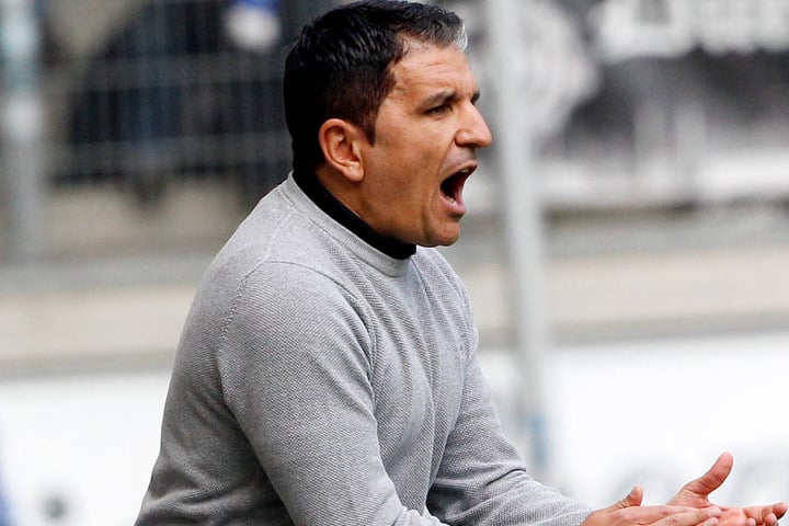 SVS-Trainer Kenan Kocak in Aktion.
