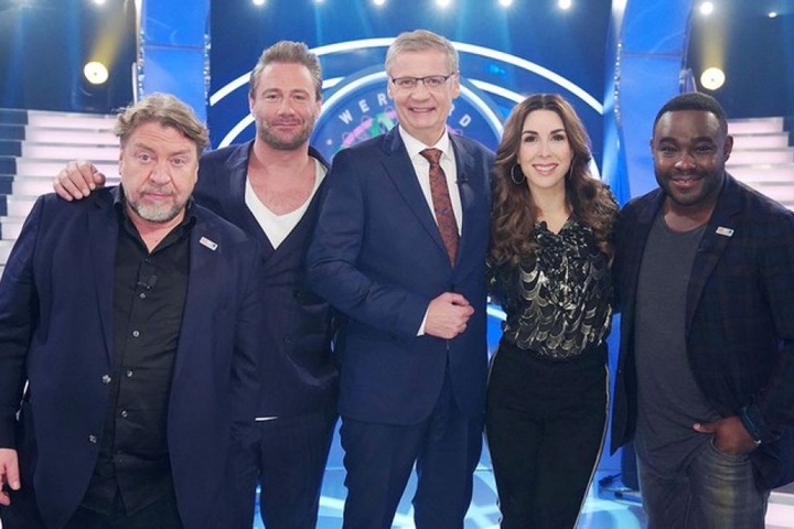 Erkämpften am Donnerstag bei Moderator Günther Jauch (M.) insgesamt 160.500 Euro: Armin Rohde, Sasha, Judith Williams und Nelson Müller (v.l.n.r.).