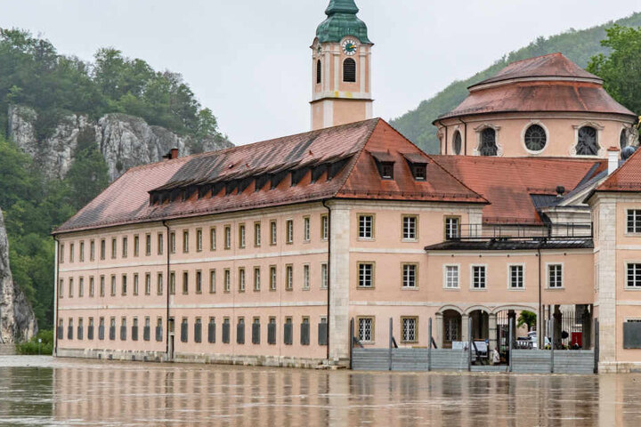 Aufgrund des Dauerregens kam es im Freistaat Bayern vielerorts zu Überschwemmungen.