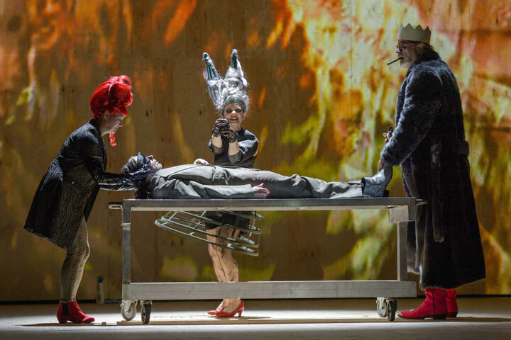 Goethes Faust, ist eins der beliebtesten Theaterstücke in Deutschland.
