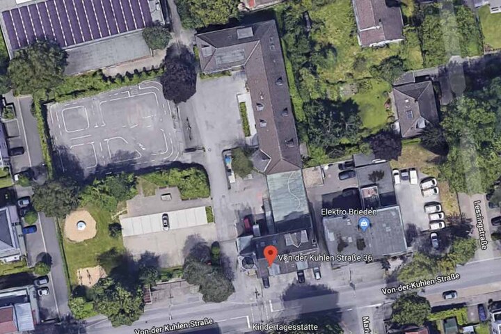 Der tragische Unfall ereignete sich in der ehemaligen Albert-Schweitzer-Grundschule in Iserlohn (Nordrhein-Westfalen).