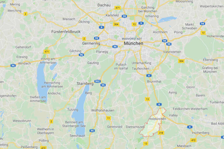 Auf der Autobahn 8 bei Holzkirchen im Landkreis Miesbach ist es zu einem Brand gekommen.