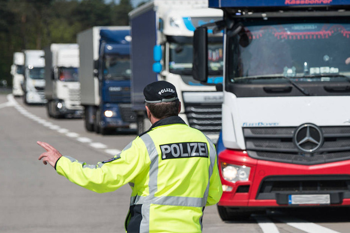 Jeder sechste tödliche Verkehrsunfall wird von Lkw-Fahrern verursacht.
