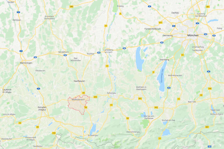 In einer Tiefgarage in Marktoberdorf wurden mehrere Autos mit Lebkuchen beschmiert.