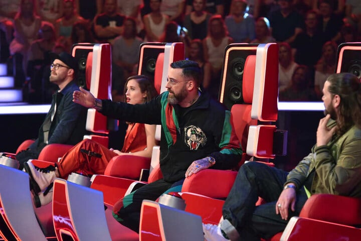 Sido hält mit seiner Meinung selten hinterm Berg – das bekam Nicolas zu spüren in der Blind Audition 7 von The Voice 2019.