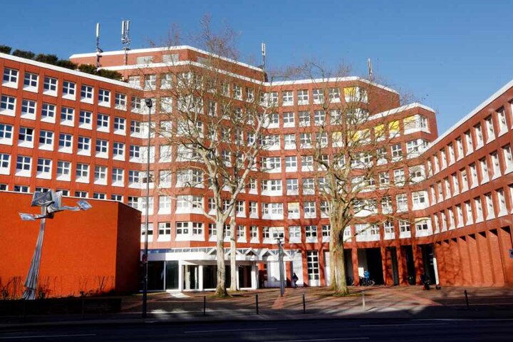 Vor dem Landgericht in Münster findet der Prozess gegen den 38-Jährigen statt.