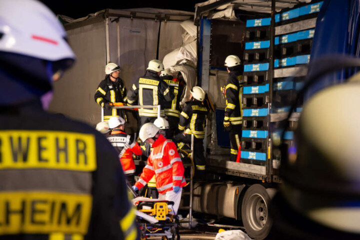 Zahlreiche Rettungskräfte waren im Einsatz.