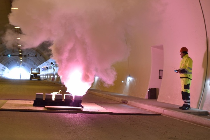 Die Feuerprobe in dem 600 Meter langen Tunnel ist bestanden.