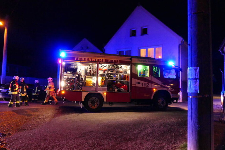 Ein Schornstein war in Brand geraten. Der Grund dafür: sogenannter "Ganzruß".