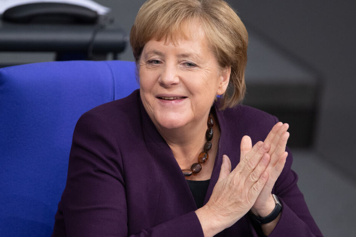 Kanzlerin Angela Merkel wird immer häufiger deutlich kritisiert.
