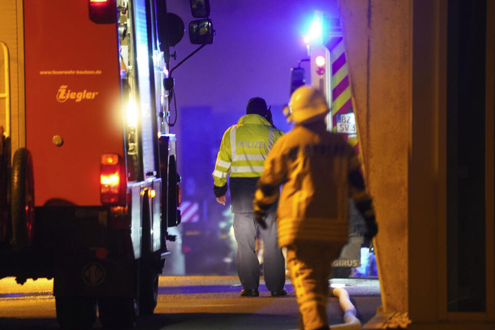 In Bautzen konnte die Feuerwehr den Brand auf einer Baustelle löschen. Der Sachschaden soll im sechsstelligen Bereich liegen.