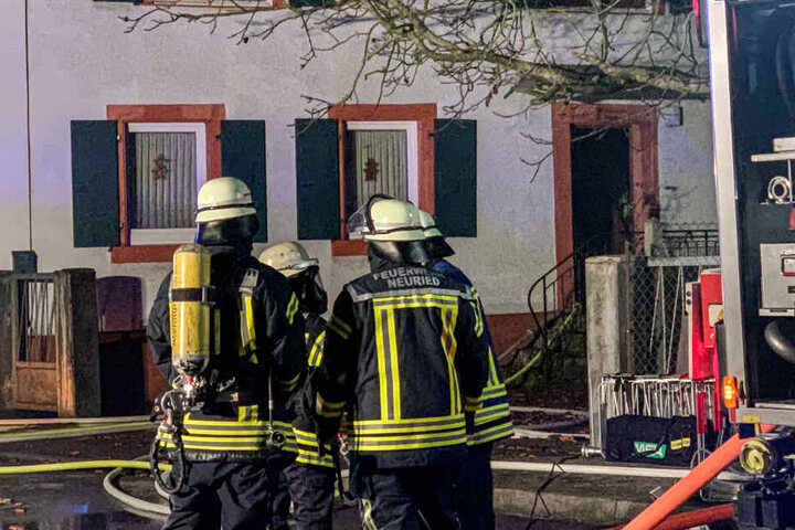 Einsatzkräfte vor Ort.