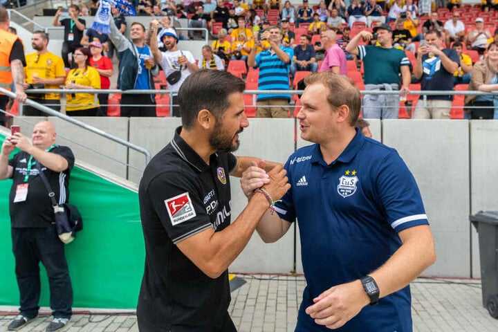 Begrüßten sich vor dem Spiel: Cristian Fiel (links) und Jean-Pierre Richter.