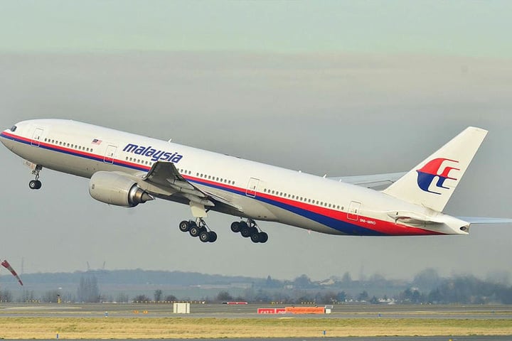 Die Boeing 777 war am 8. März 2014 auf dem Flug von Malaysias Hauptstadt Kuala Lumpur nach Peking, als sie von den Radarschirmen verschwand.