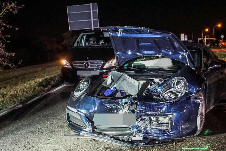Der Porsche-Fahrer blieb trotz seines riskanten Überholmanövers unverletzt.