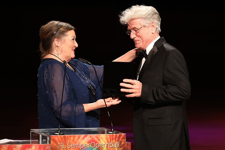 Schauspieler Jürgen Prochnow (76, rechts) mit Marianne Sägebrecht (72).