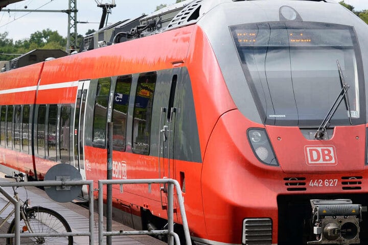 Die Gewalt-Eskalation ereignete sich in einer Regionalbahn von Mainz nach Bad Kreuznach (Symbolbild).