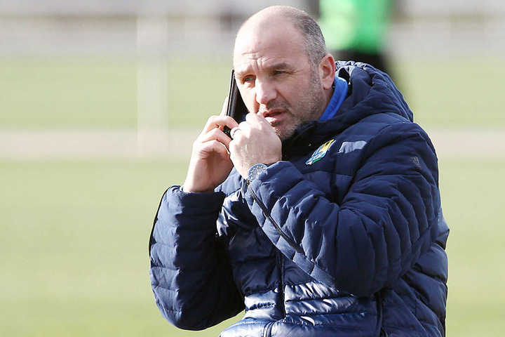 Steffen Ziffert hing in den vergangenen Wochen oft am Telefon. Erst musste der Sportvorstand einen neuen Trainer, dann mögliche Verstärkungen suchen. Ziffert sieht den CFC stark genug, um die Klasse zu halten.