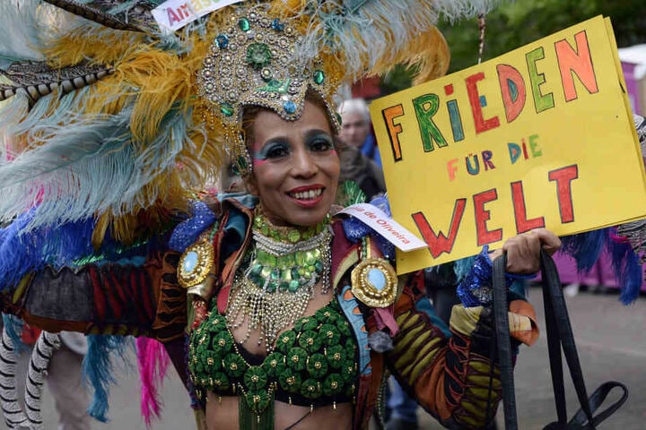 Bunt und friedlich soll es auch in diesem Jahr auf dem Karneval der Kulturen zugehen.