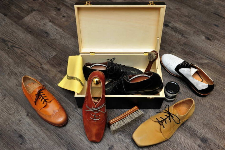 Die Maßschuhe werden individuell und in Handarbeit gefertigt.