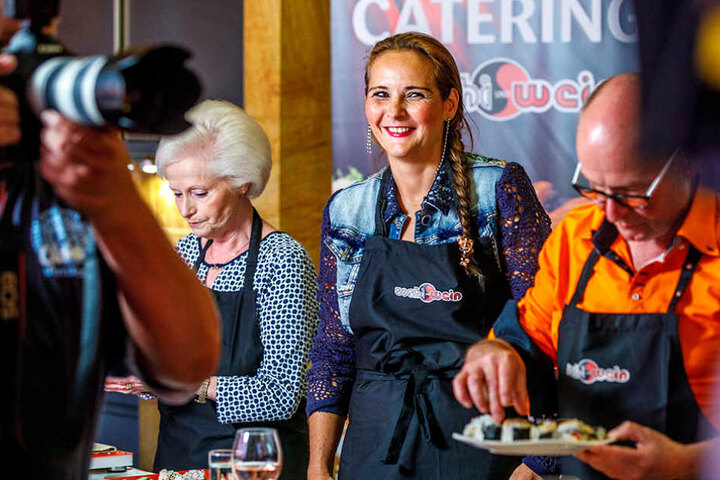 Die Fürstin war von ihrer ersten Sushi-Rolle ganz angetan.