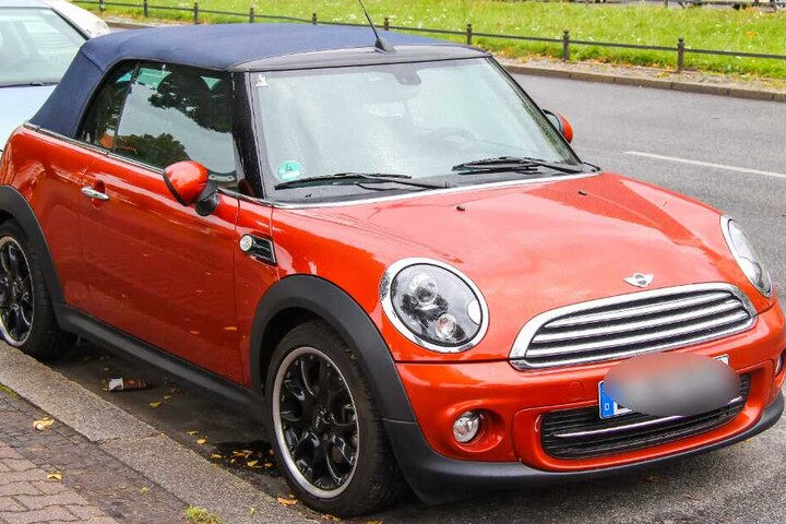 Der Fahrer eines Mini war nach einem Überholmanöver bedroht worden (Symbolbild).