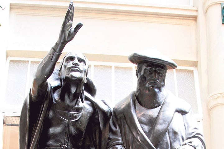Mephisto und Faust sind die Markenzeichen. Johann Wolfgang von Goethe setzte
damit seiner Stammkneipe ein Denkmal.