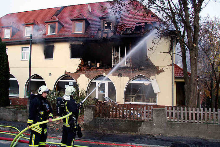 Am 4. November 2011 hatte Zschäpe die Doppelhaushälfte an der Frühlingsstraße in Brand gesteckt.