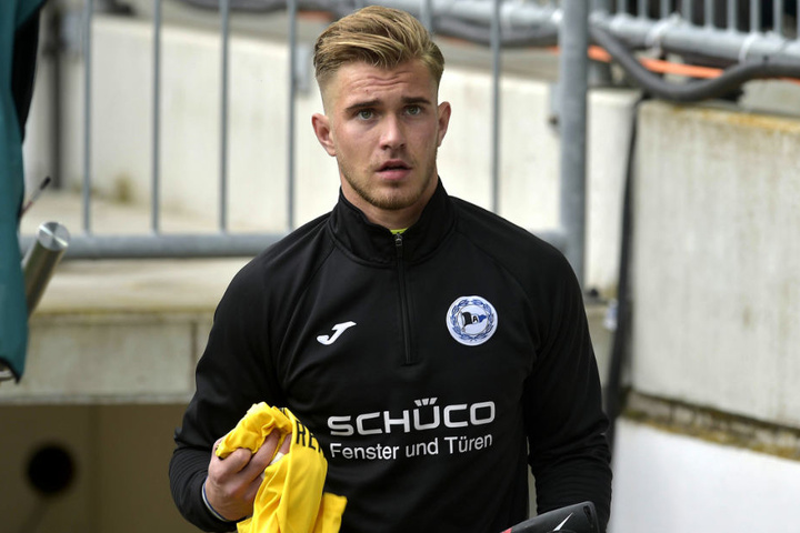 Langfristig plant der DSC Arminia Bielefeld weiterhin mit Nikolai Rehnen, der vorerst an Fortuna Köln ausgeliehen wird.