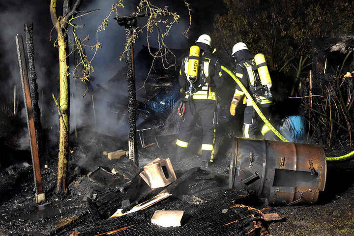 Gegen 4.30 Uhr ging der Alarm bei der Feuerwehr Leitstelle ein.