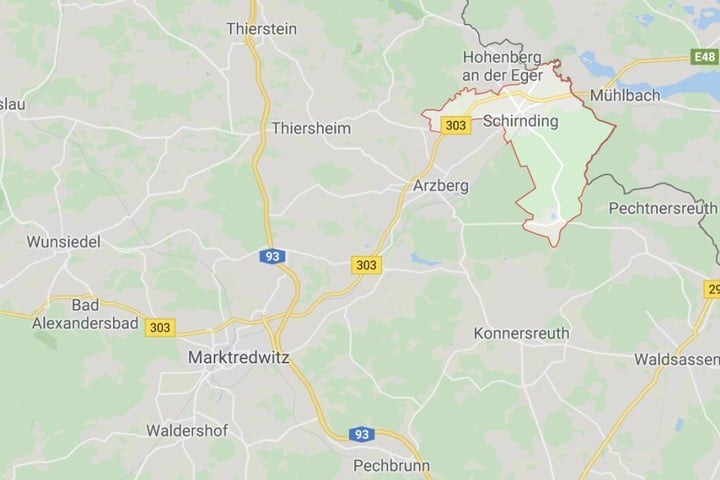 Bei einer Kontrolle an der tschechischen Grenze hat die Polizei 54 Kilogramm verbotene Böller beschlagnahmt.